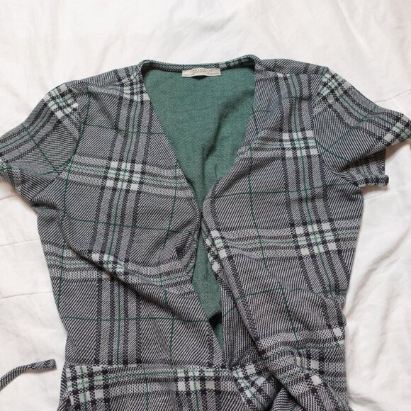 Zara Trafaluc plaid mini wrap dress V neck grey & white Women's size S - Picture 5 of 10